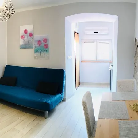 Apartment Rustico *