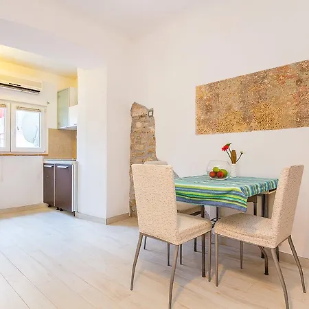 Rustico Apartment Pula